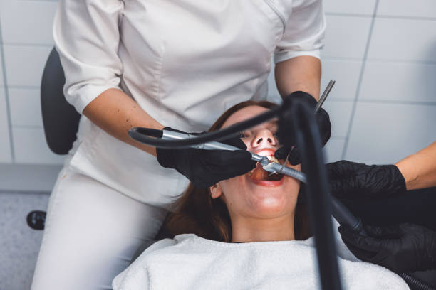 Best Emergency Cosmetic Dentistry (e.g., broken veneers) in Runaway Bay, TX